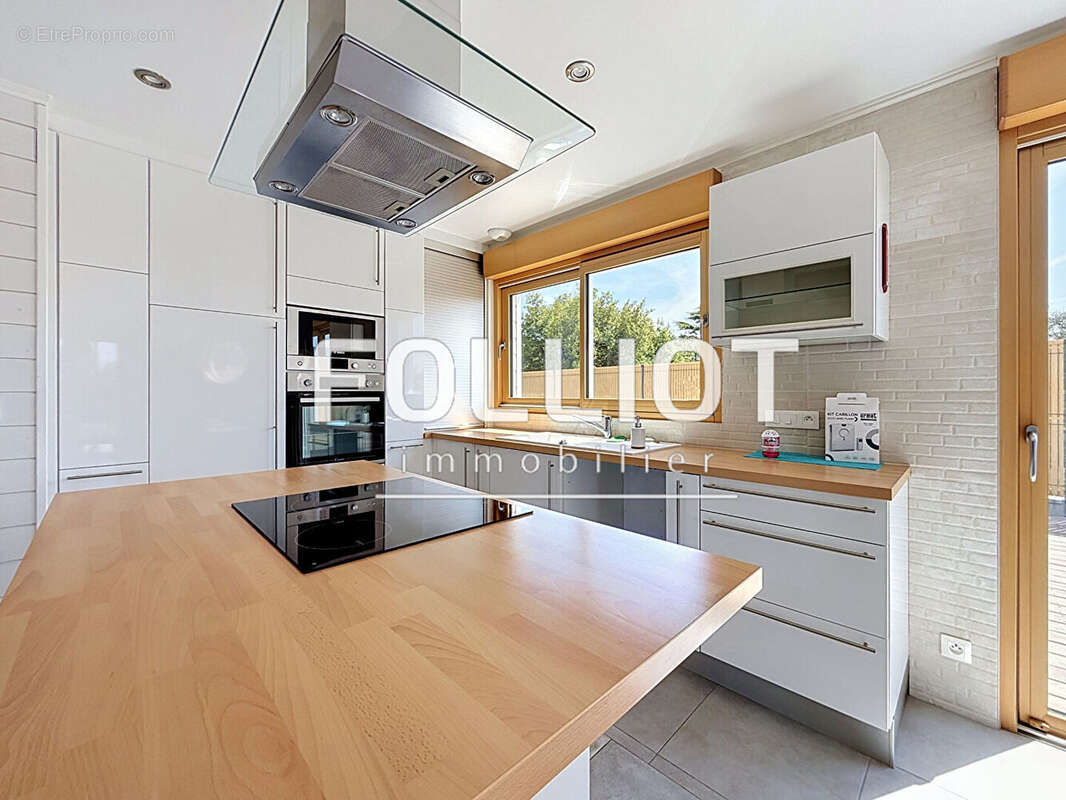 Maison récente 6 pièces à vendre à Donville-les-Bains - Réf 146988 - photo 3