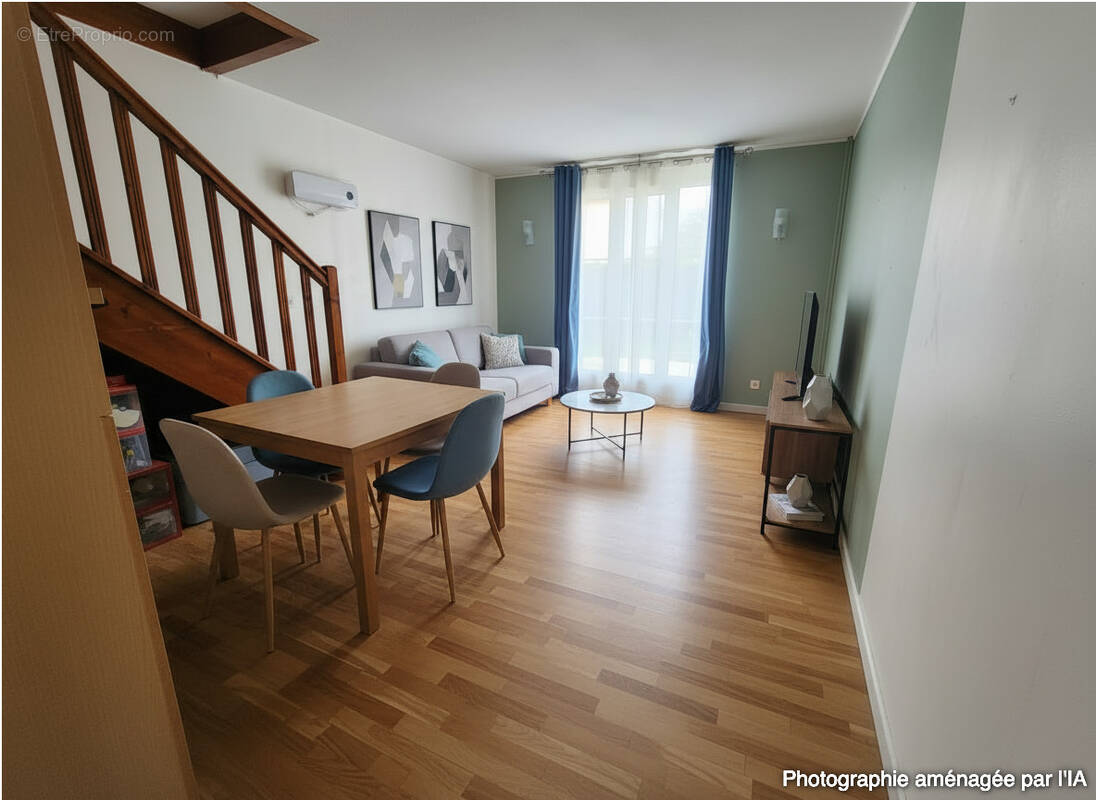 Maison à MOISSY-CRAMAYEL