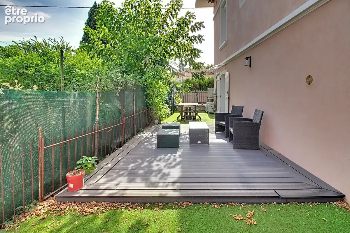 A VENDRE EN EXCLUSIVITE ! Appartement STUDIO 30,14 m² à Draguignan avec terrasse et parking - photo 9