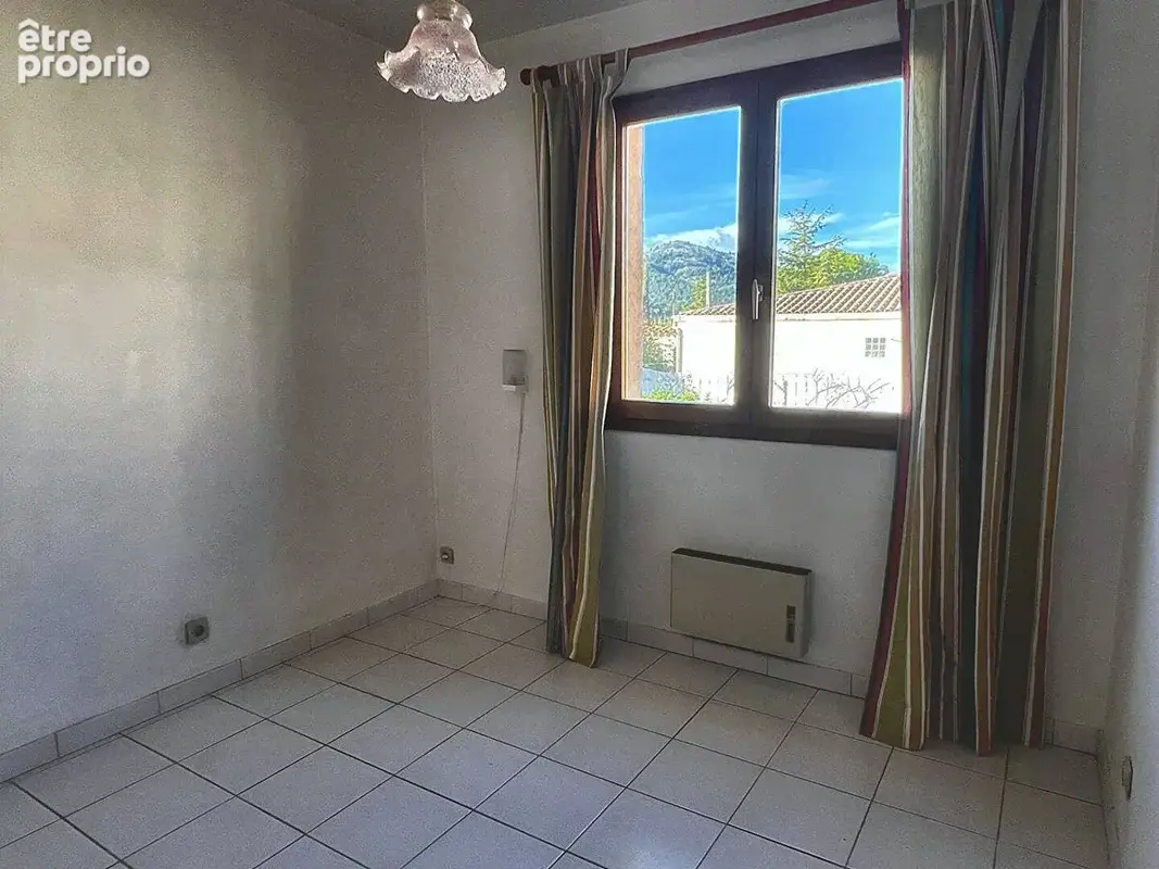 Maison de plain-pied + mezzanine à vendre à La Penne sur Huveaune - photo 10