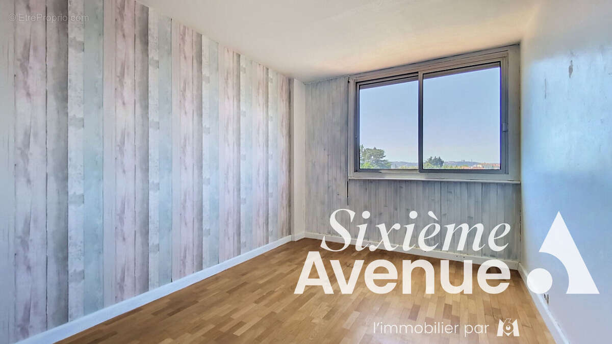 Appartement à BRON