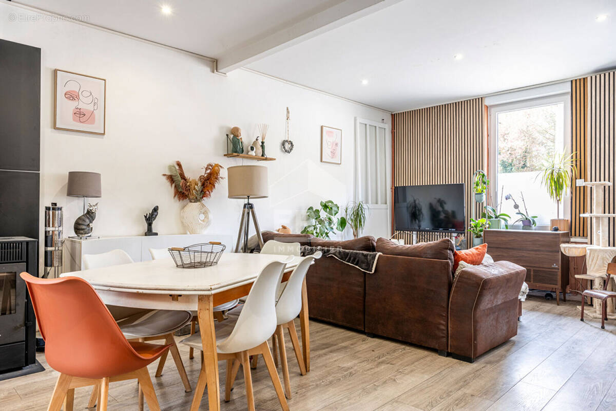 Maison à LYS-LEZ-LANNOY