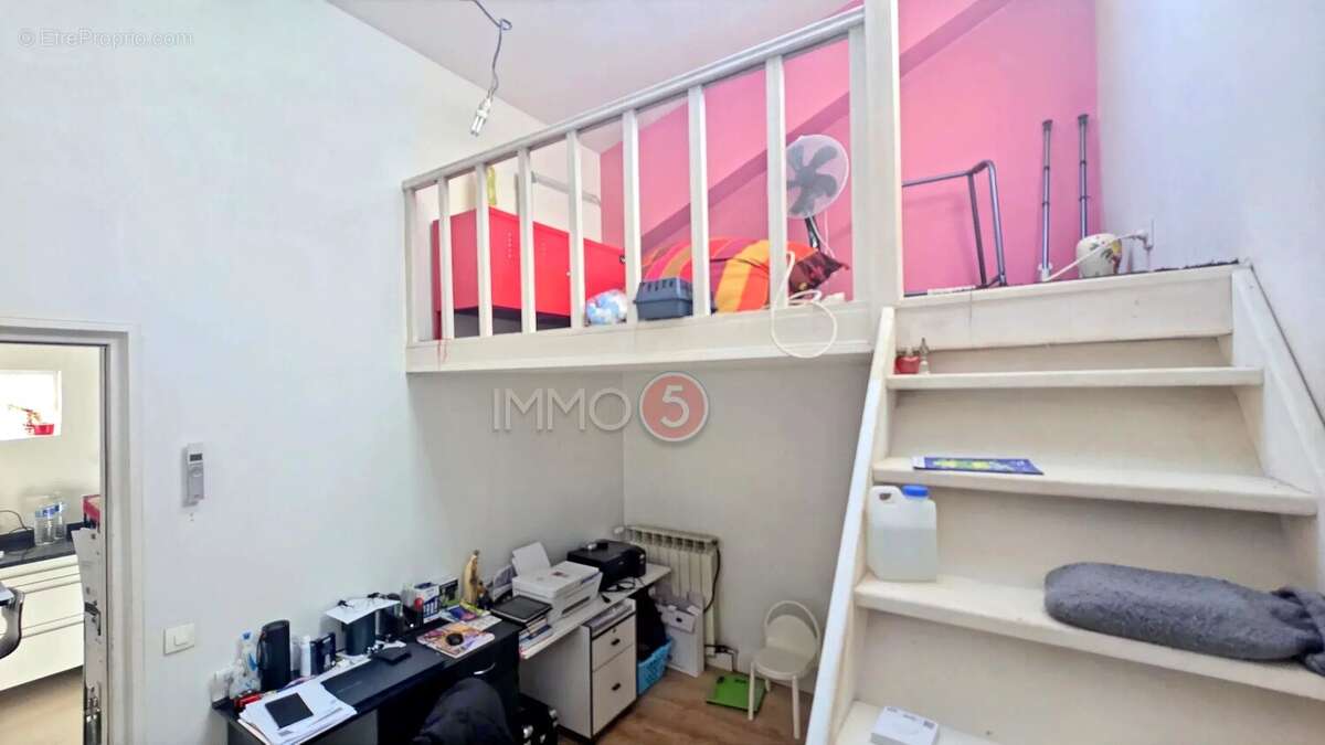 Maison à LES PAVILLONS-SOUS-BOIS