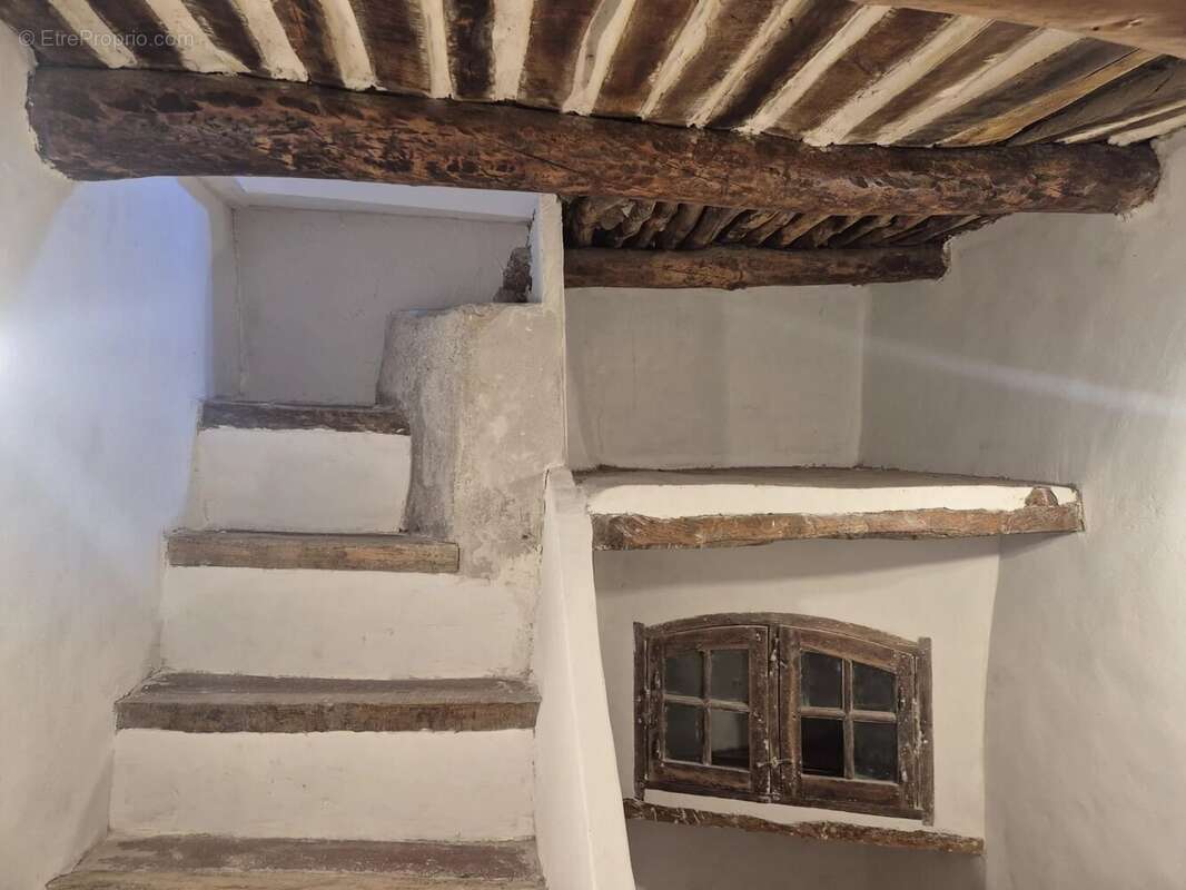 Cotignac appartement t4 renove - photo 4