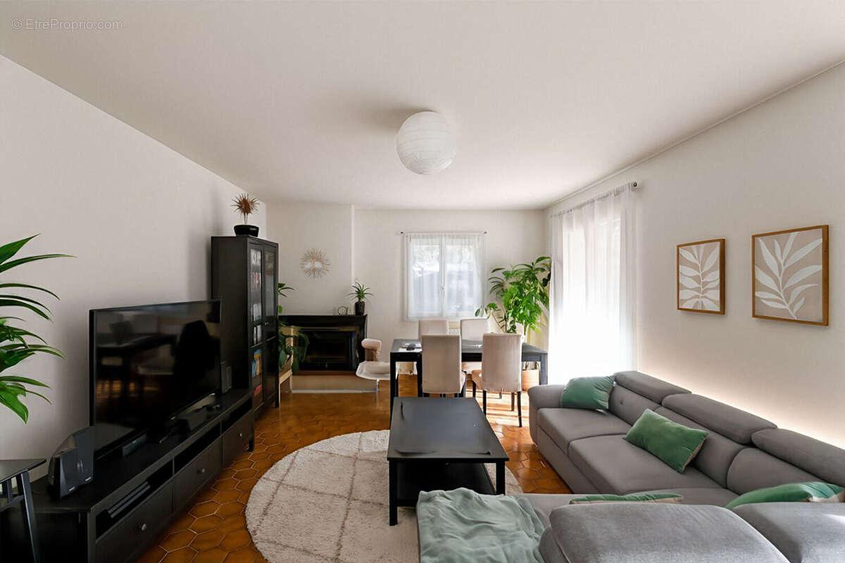 Maison à BOUC-BEL-AIR