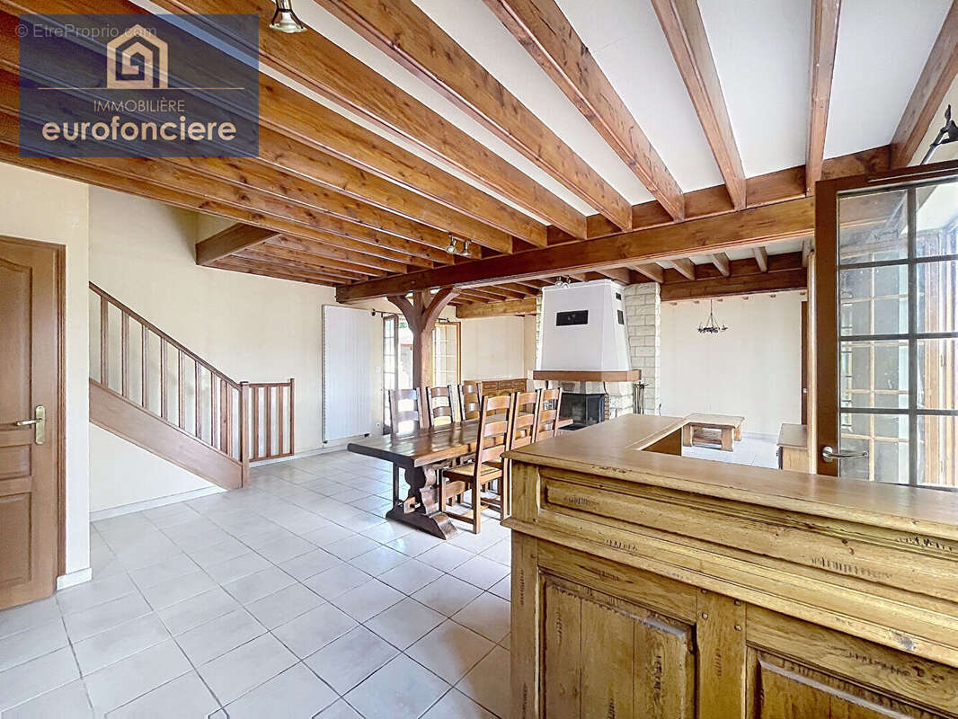 Maison Saint Lyé 6 pièces - photo 3