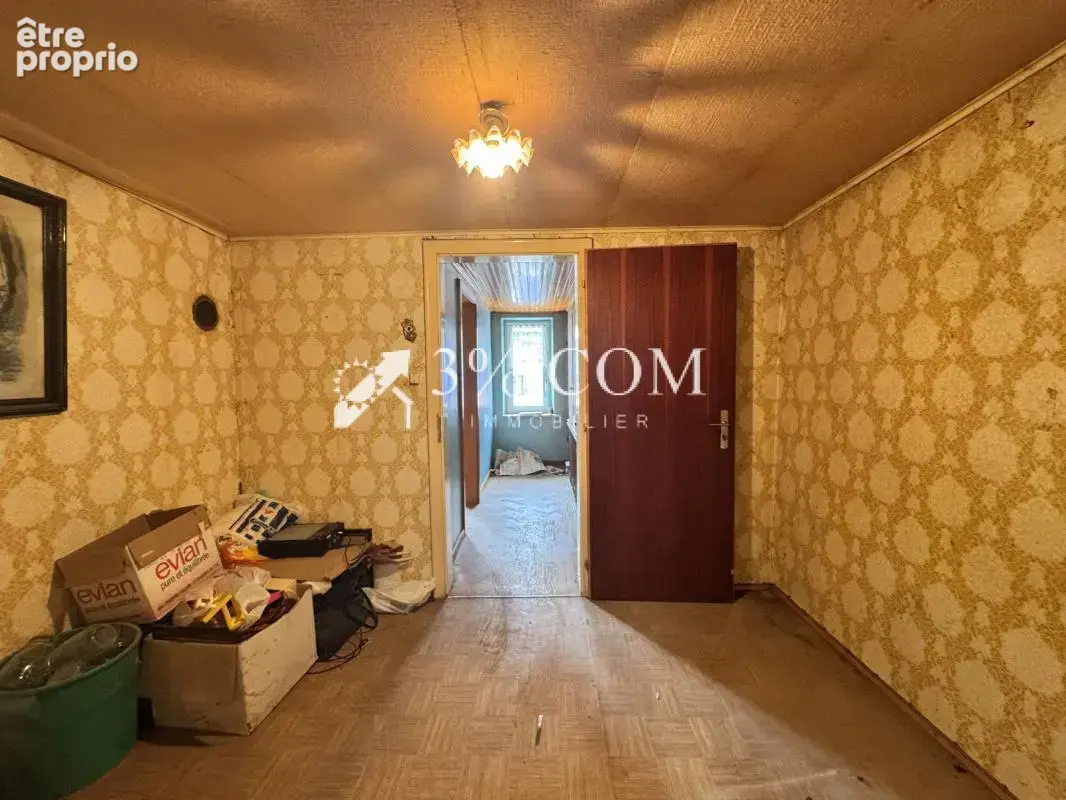 3%COM Maison avec dépendance - photo 9