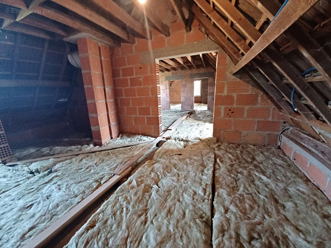 Maison à SAINT-MARTIN-DES-CHAMPS