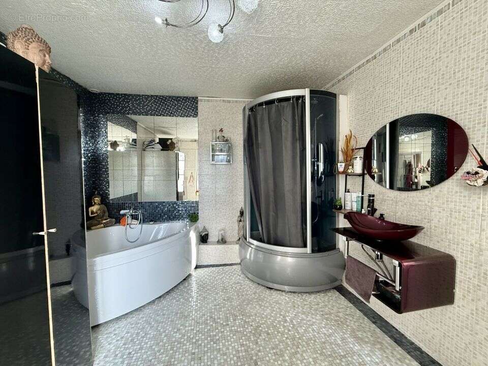 Maison à DONNEMARIE-DONTILLY