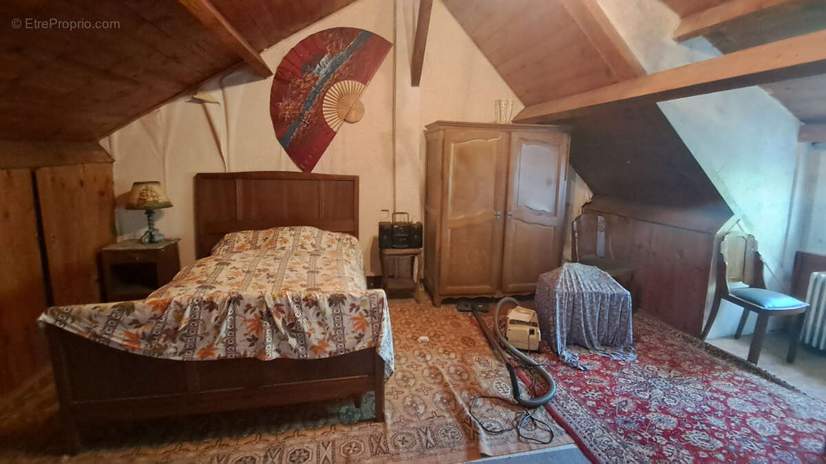Maison à BREZOLLES