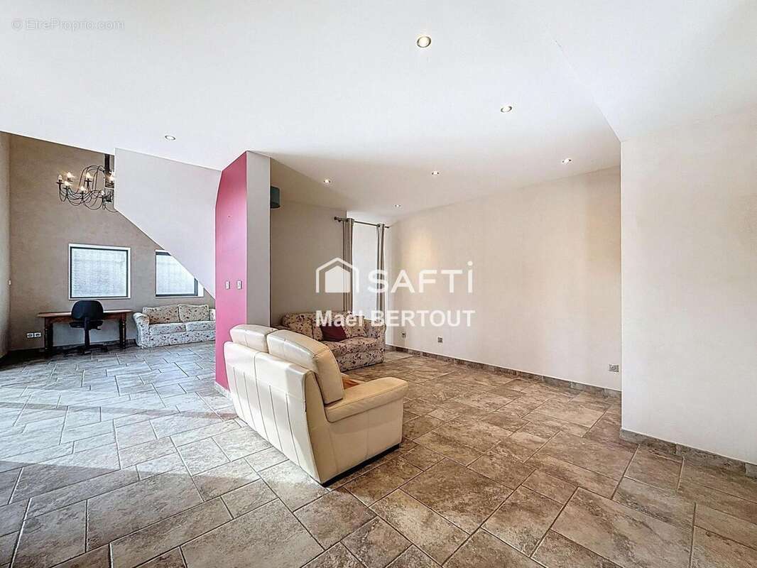 Photo 5 - Maison à VEYRINS-THUELLIN