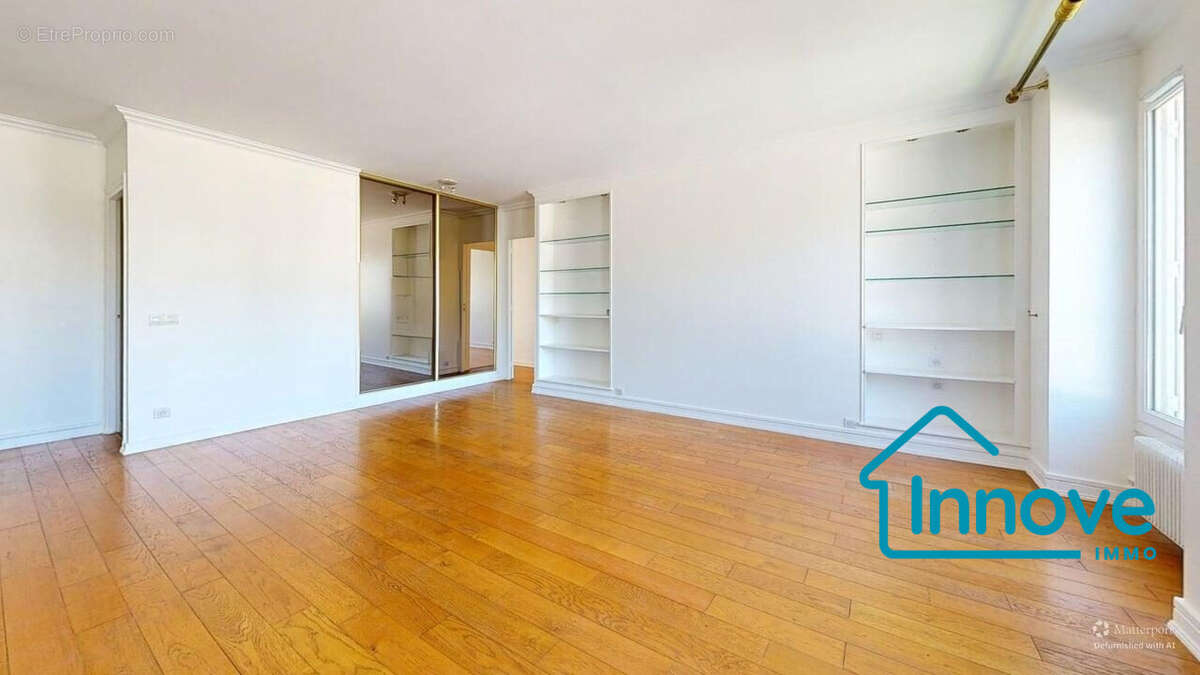Appartement à VERSAILLES