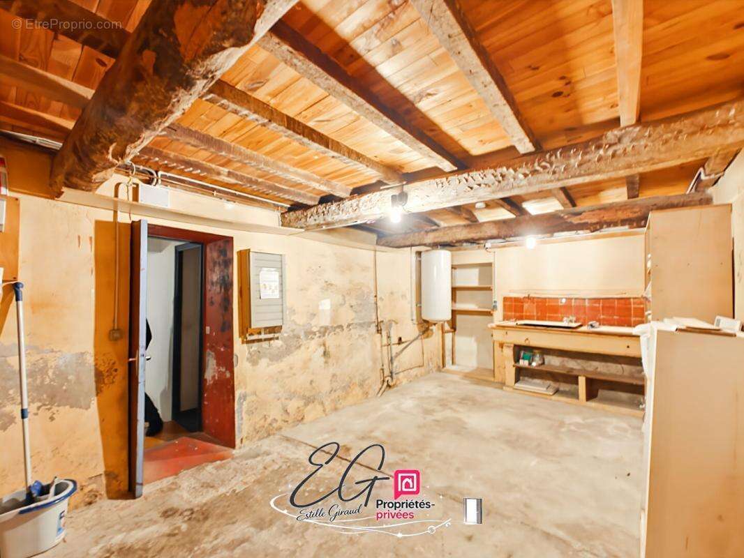 Maison à CAUNES-MINERVOIS