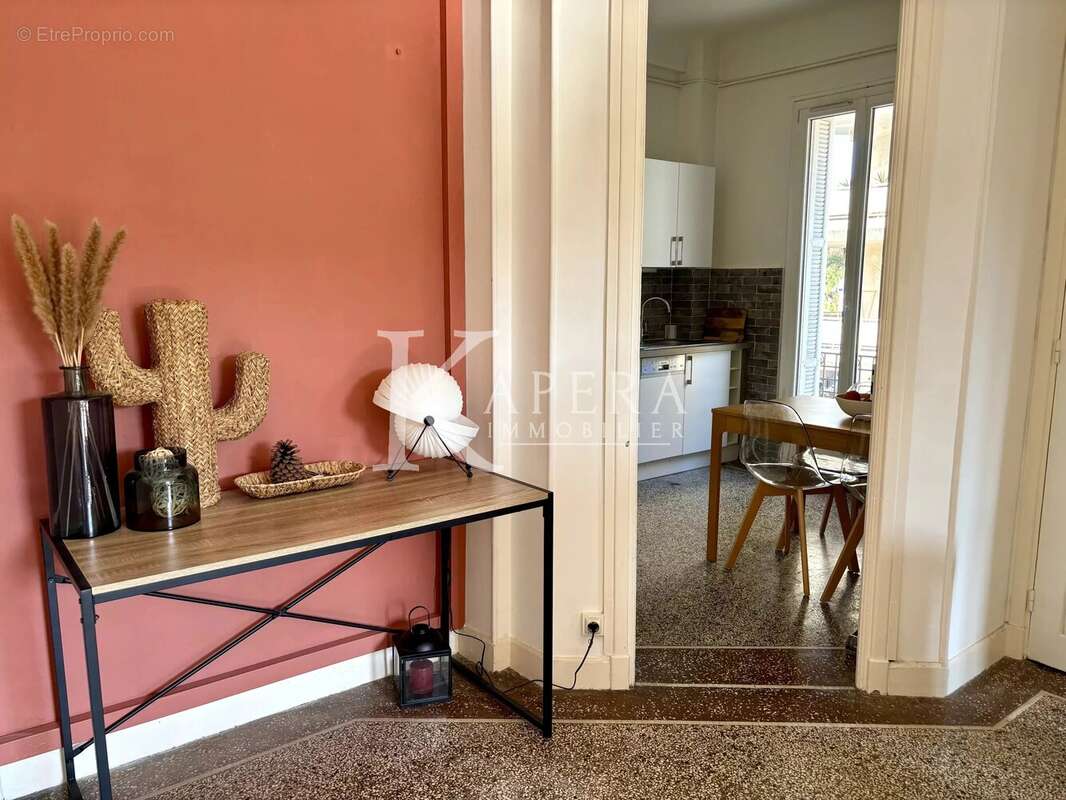 Appartement à LE CANNET