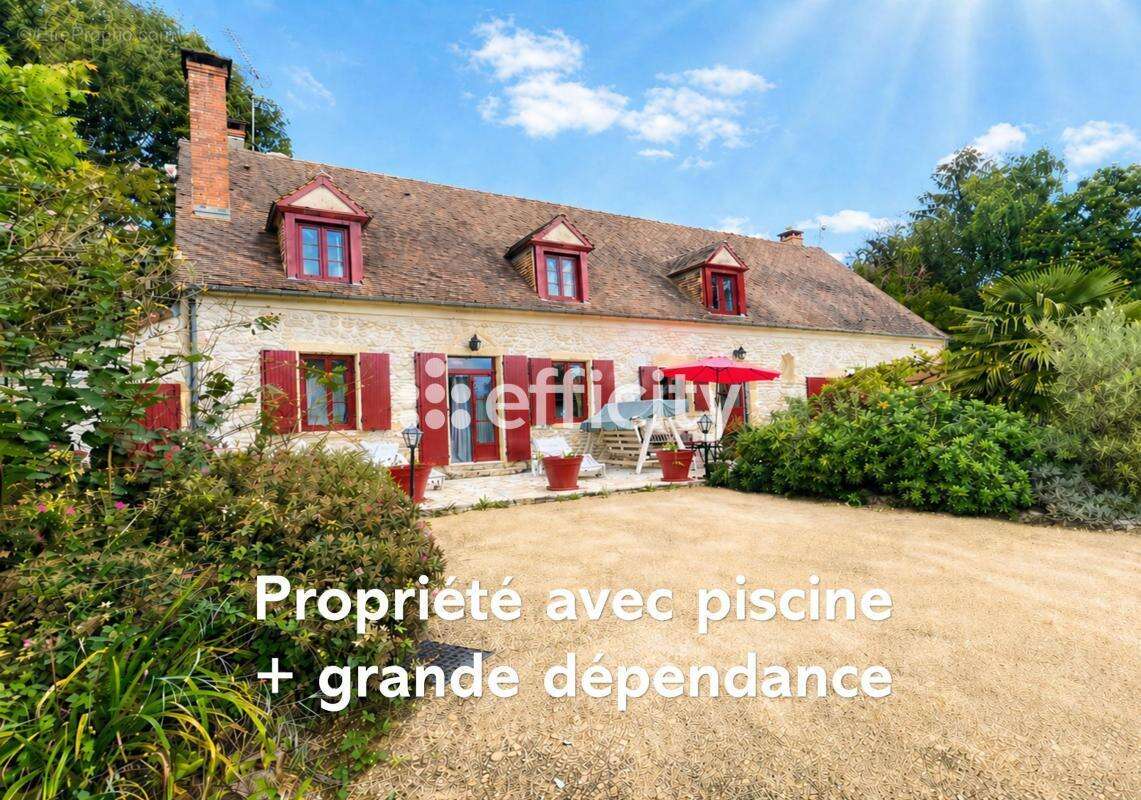 Maison à VARENNES-VAUZELLES