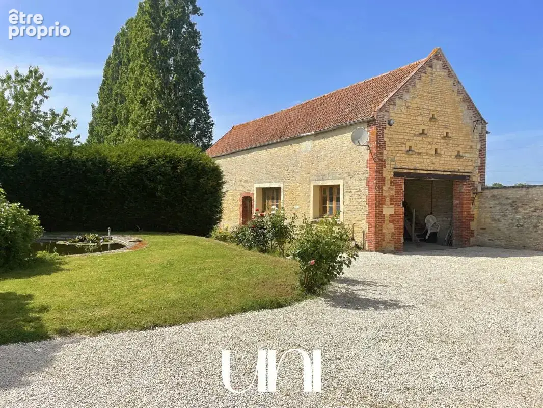 Maison 8 pièces de 232 m2 avec dépendances - SAINT ANDRE SUR ORNE - photo 6