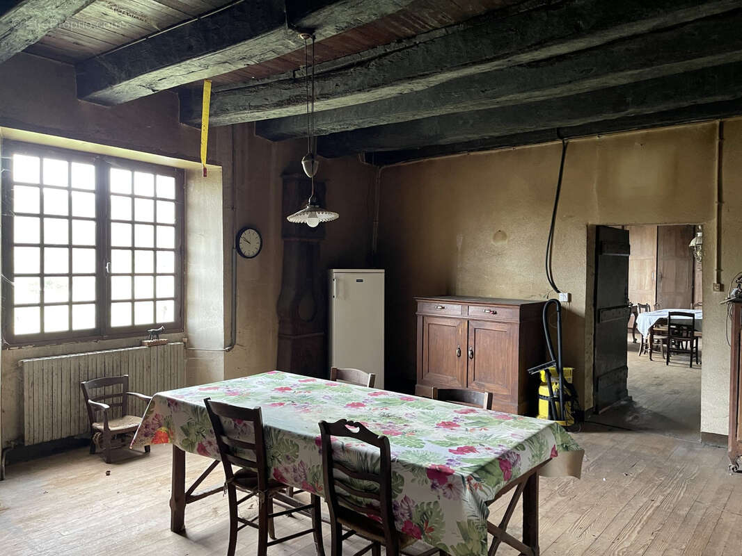 Maison à SAINT-AQUILIN