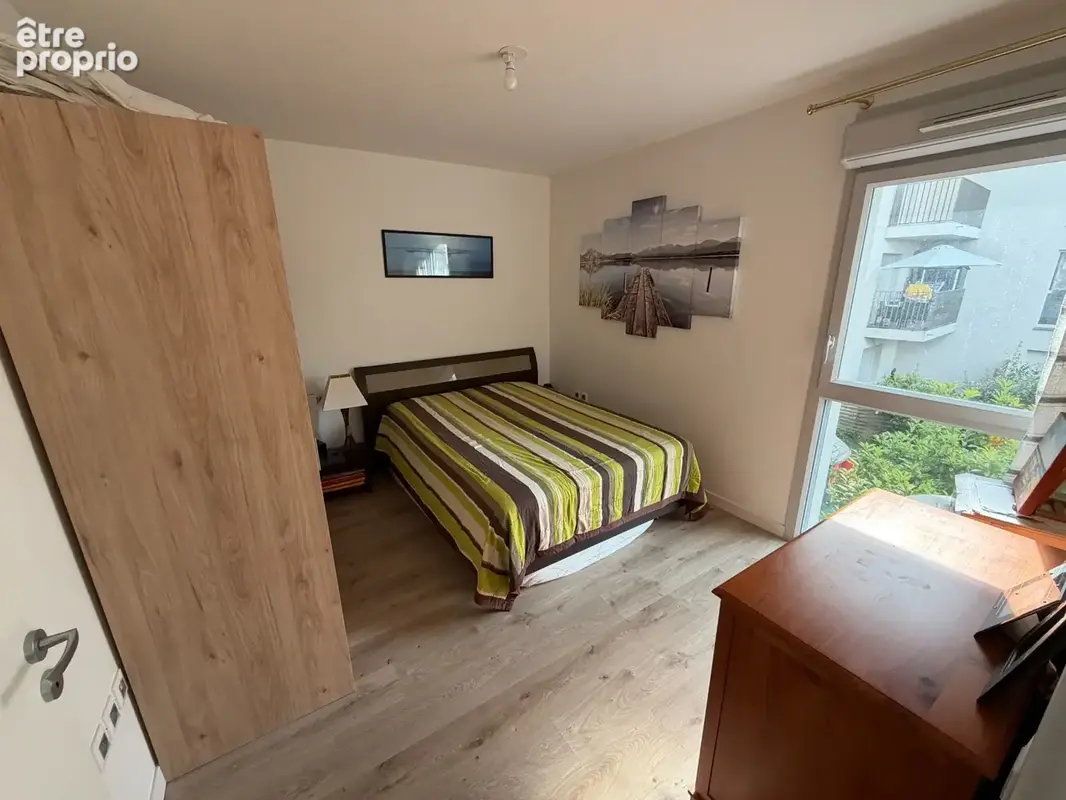 EXCLUSIVITÉ – Appartement récent, balcon, parking et gare à pied : un 2 pièces prêt à vivre ! - photo 7