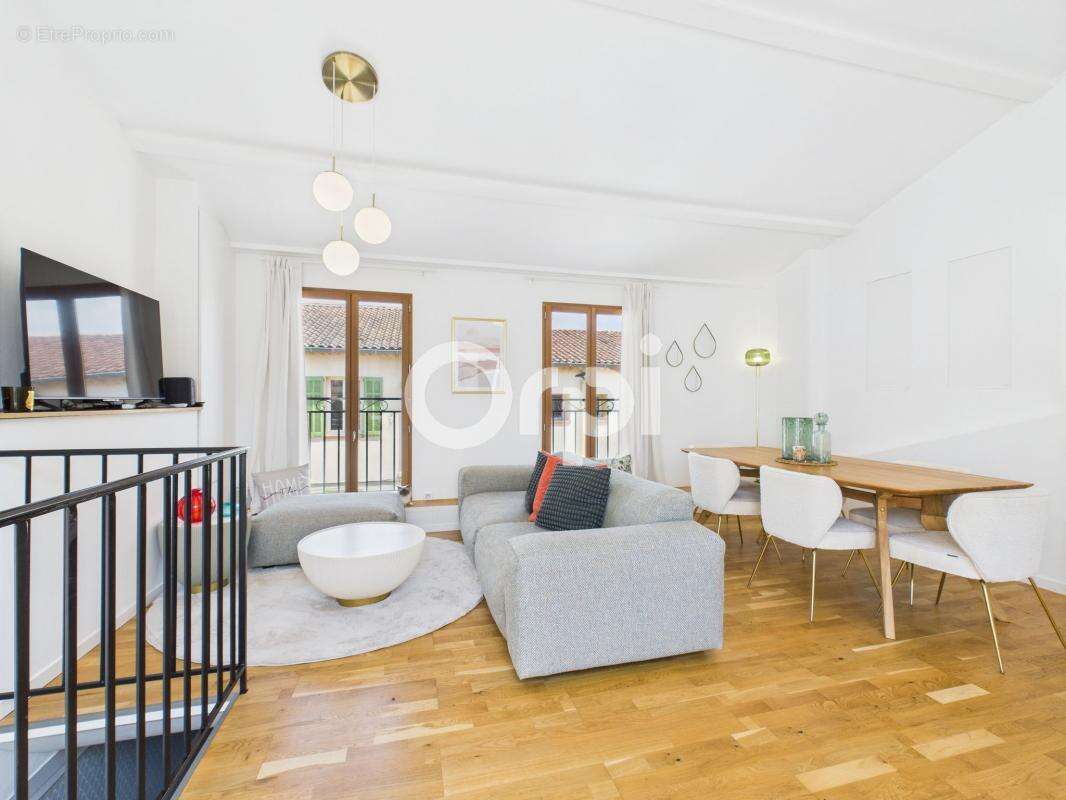 Maison à MANDELIEU-LA-NAPOULE