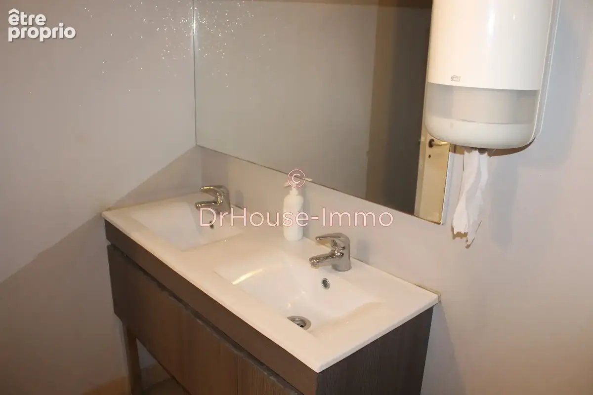 Commerce 213 m² à vendre à Angouleme (16000) - photo 26
