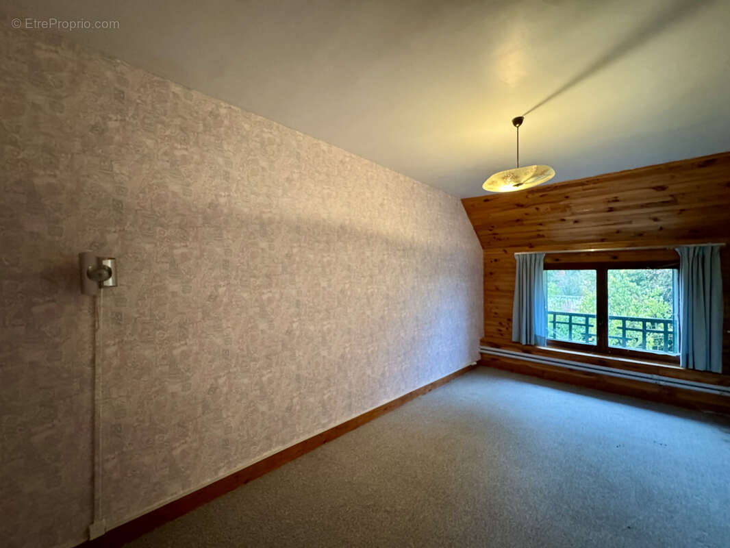 Maison à COULOMMIERS