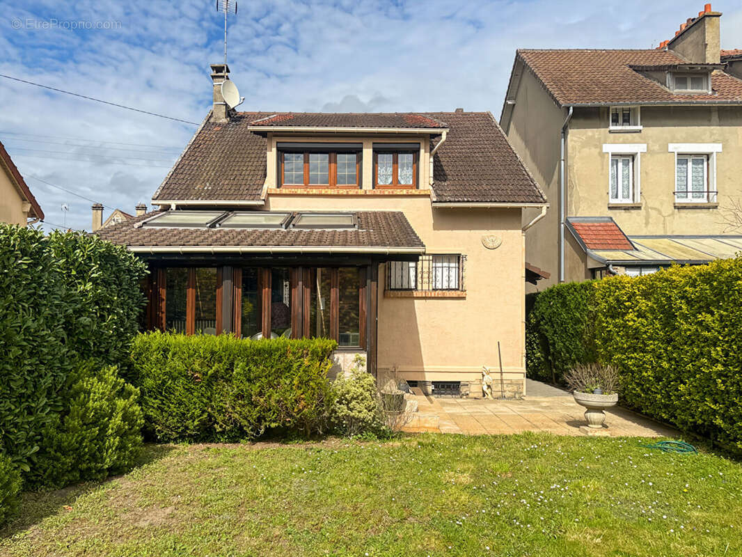 Maison 5 pièces, 3 chambres à Mantes-la-Jolie - photo 2