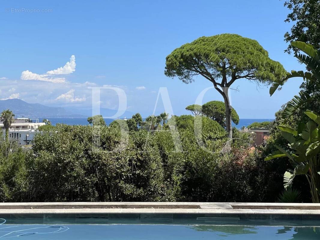 Maison à ANTIBES