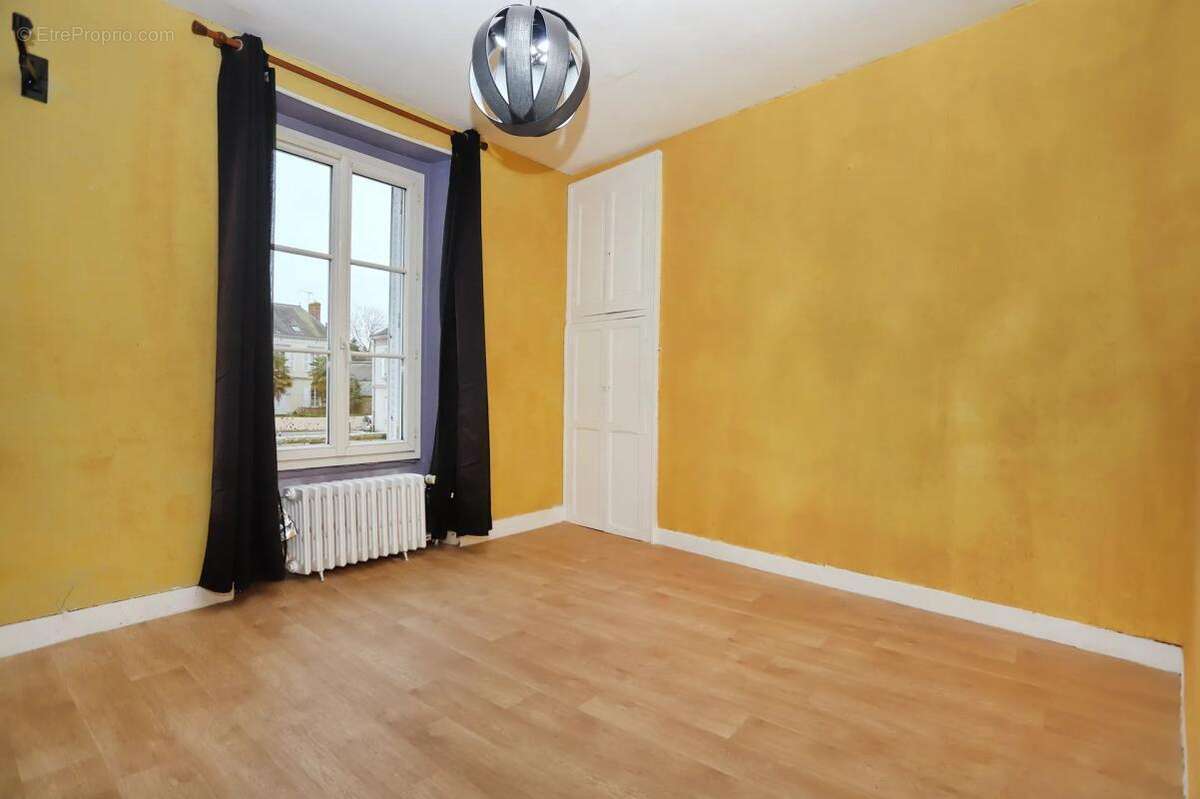 Maison à BALLOTS