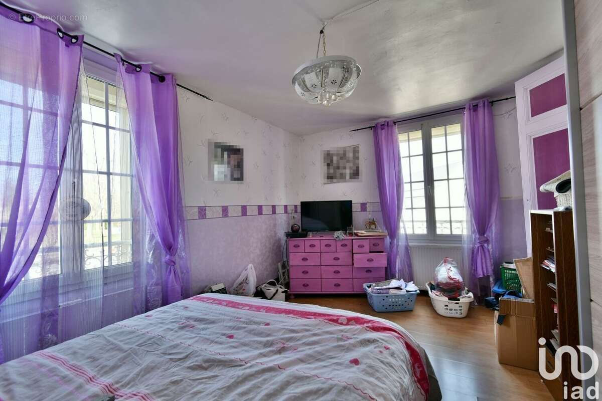 Photo 7 - Commerce à MAIGNELAY-MONTIGNY