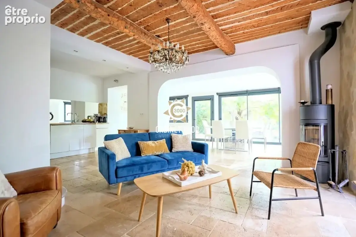 TOULON - Collet Saint-Pierre - Maison T7 - Piscine - Vue mer - photo 6