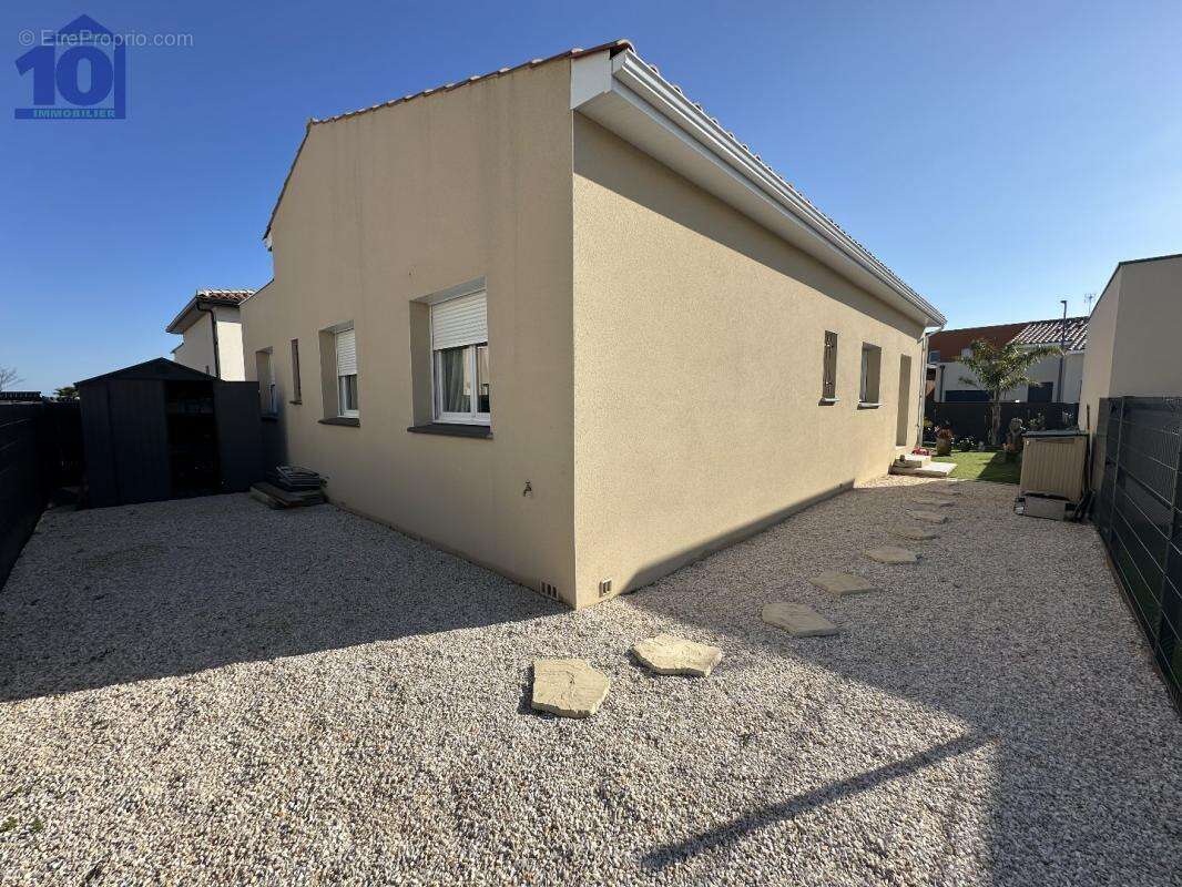 Maison à SAUVIAN