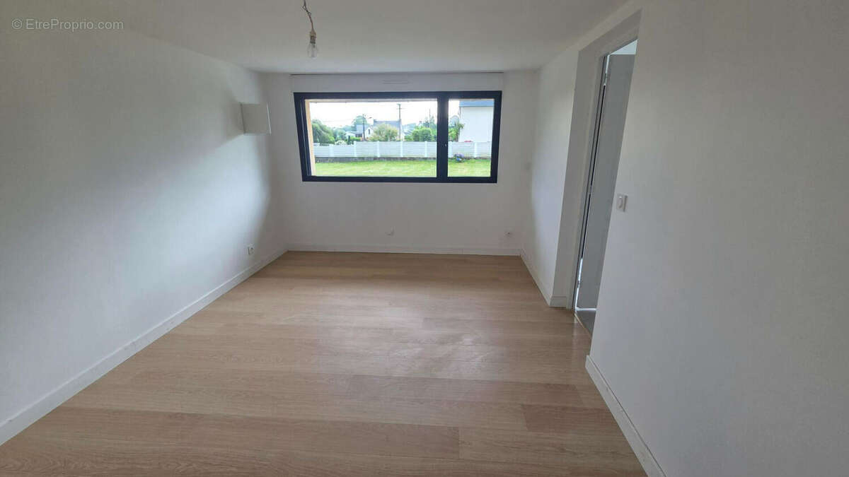 Maison Pluzunet  130 m² sur environ 2000m² de terrain - photo 6
