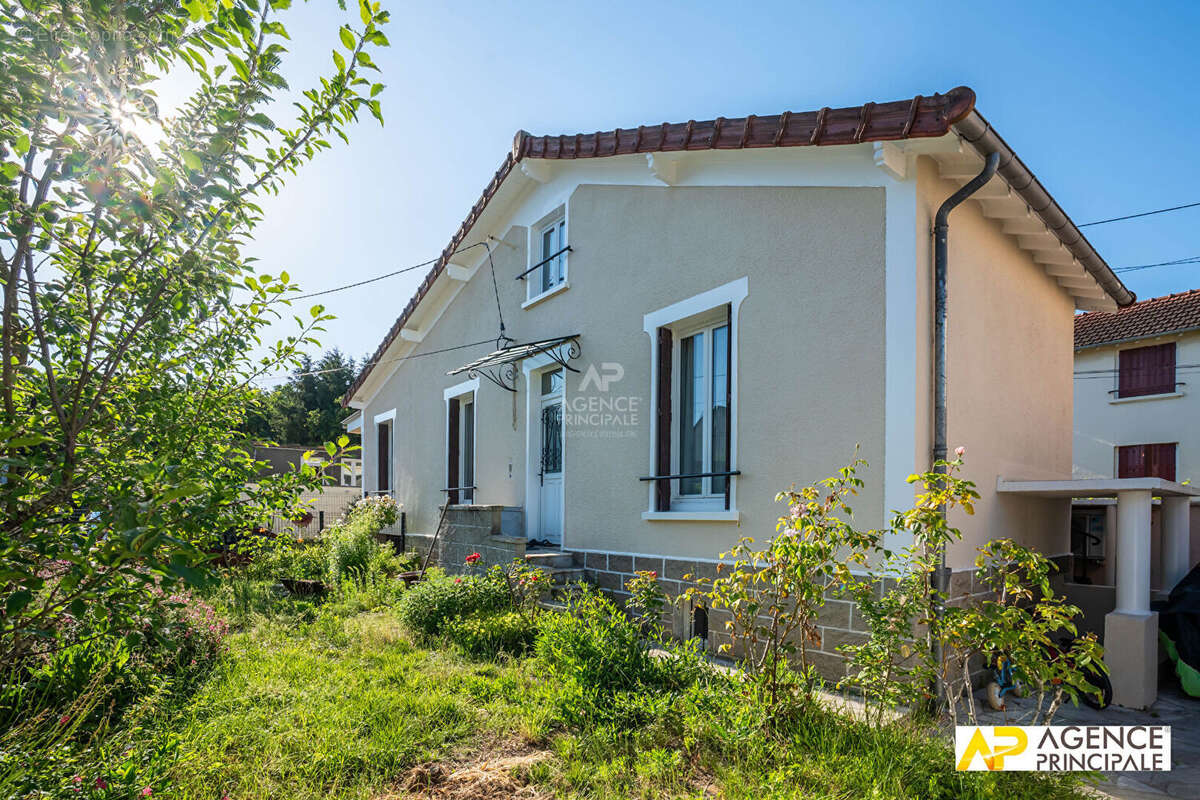 Maison Maisons Laffitte 4 pièce(s) 93 m2  - 3 chambres - sdb sdouche - sous sol total avec bureau - photo 17