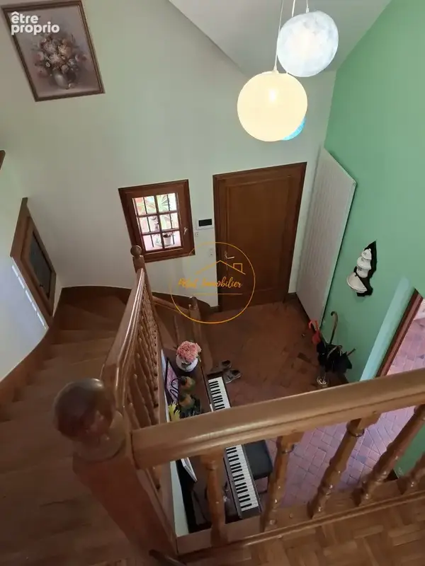 Maison familiale avec jardin arboré   4 chambres - photo 8