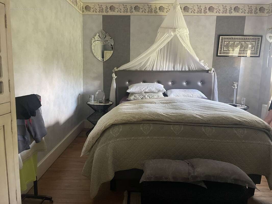 Maison à CIREY-SUR-VEZOUZE