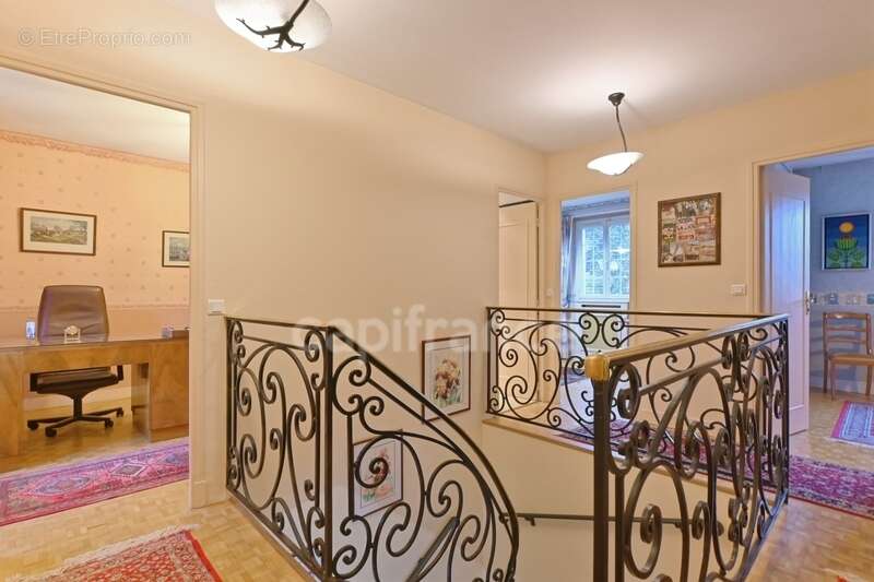 Un havre de paix dans le PARC à 15 mn à pied de la gare : Maison de famille 259 m² - photo 19