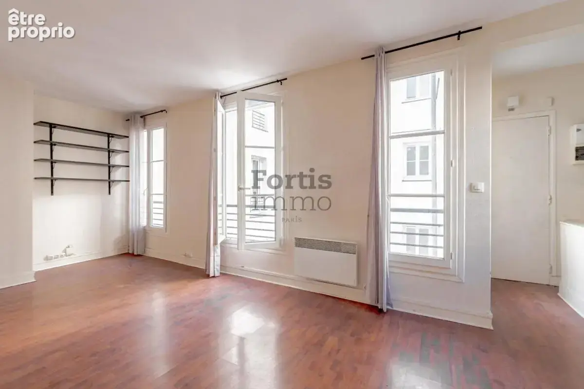 Paris 3 - haut marais - archives / bretagne - 2 pieces - asc - photo 2