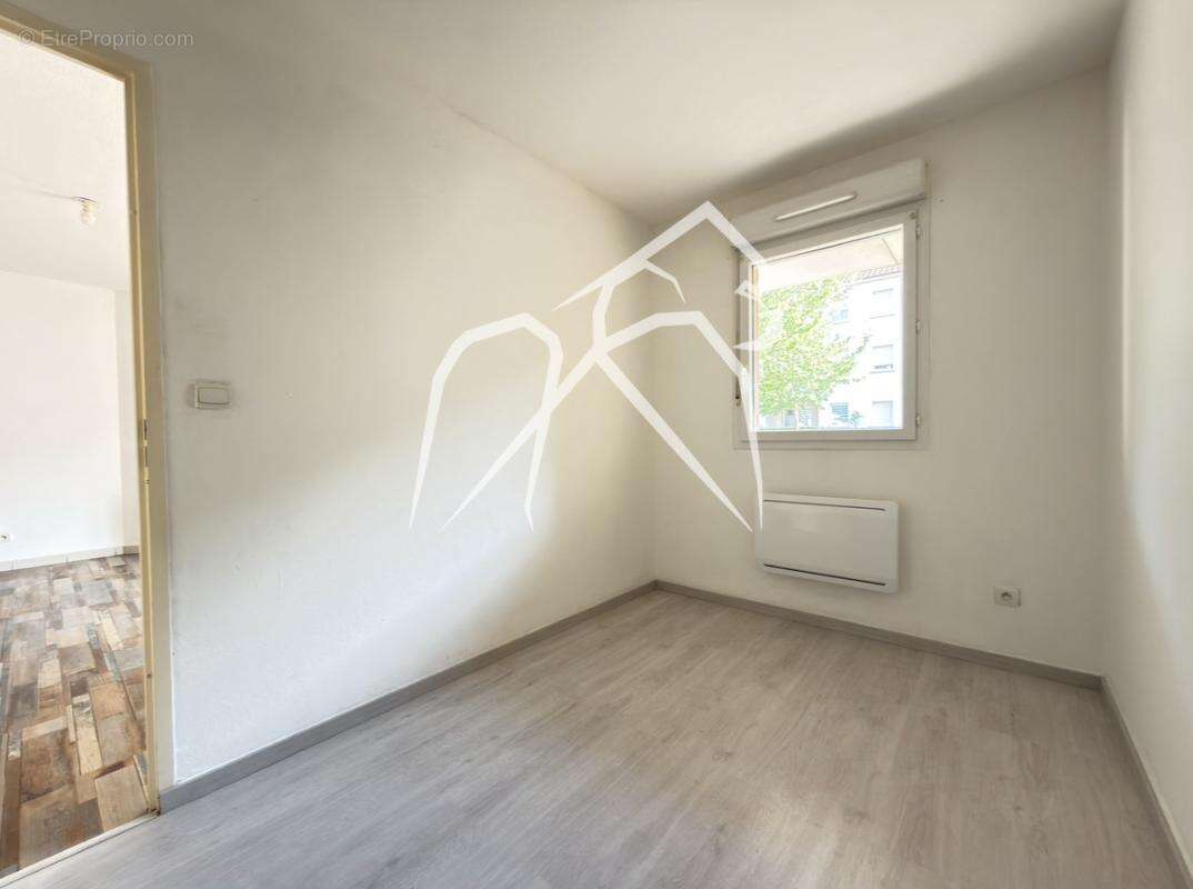 Appartement  3 Pièces  54 m²  Fécamp  Balcon & Parking - photo 3