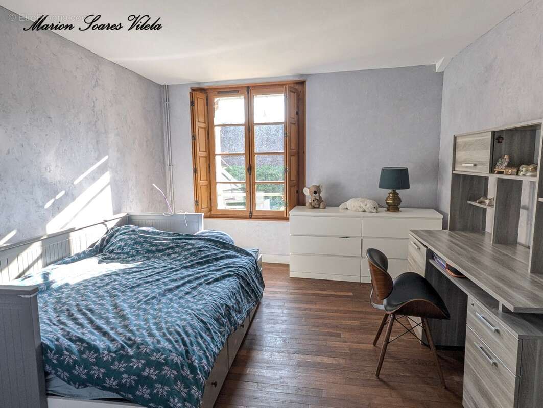 Grande maison de caractère avec jardin intimiste et grange - photo 9