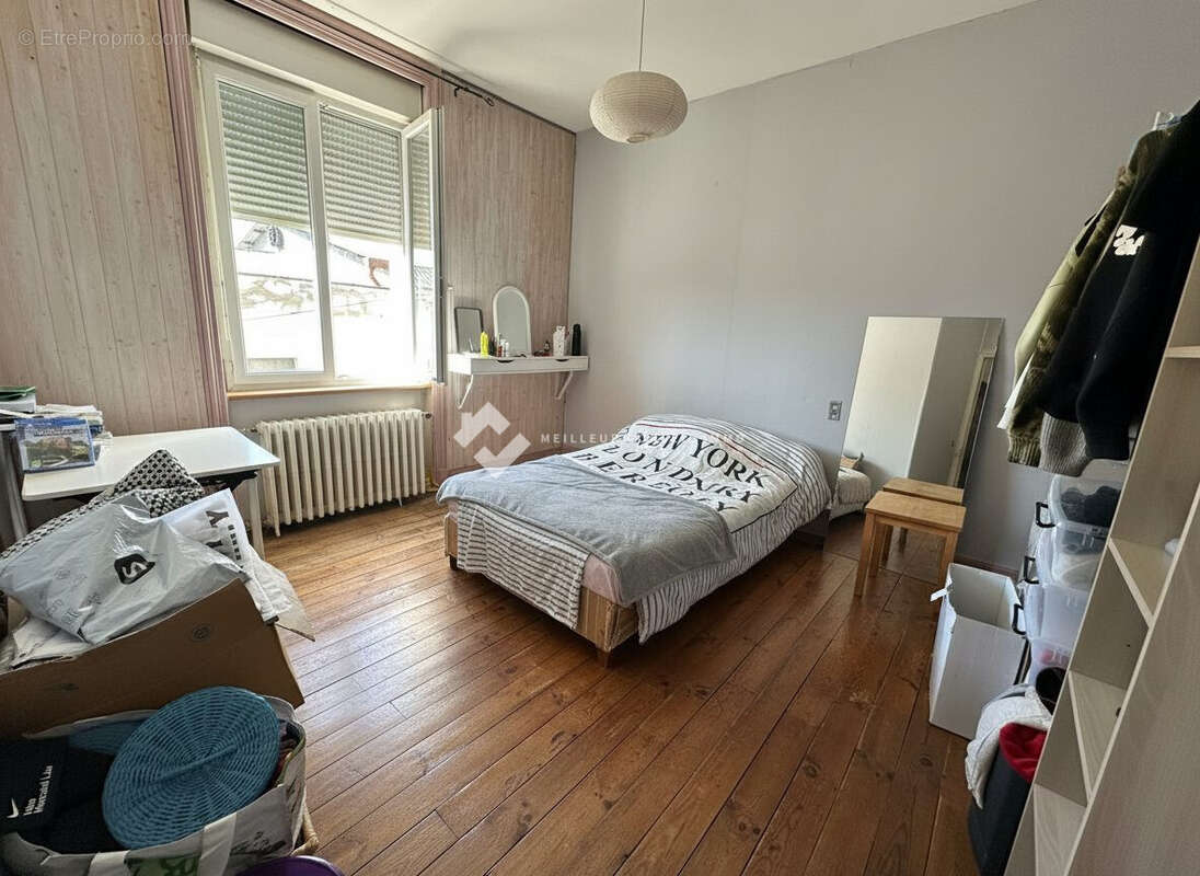 Maison 167 m² à La Monnerie-Le-Montel  - photo 7