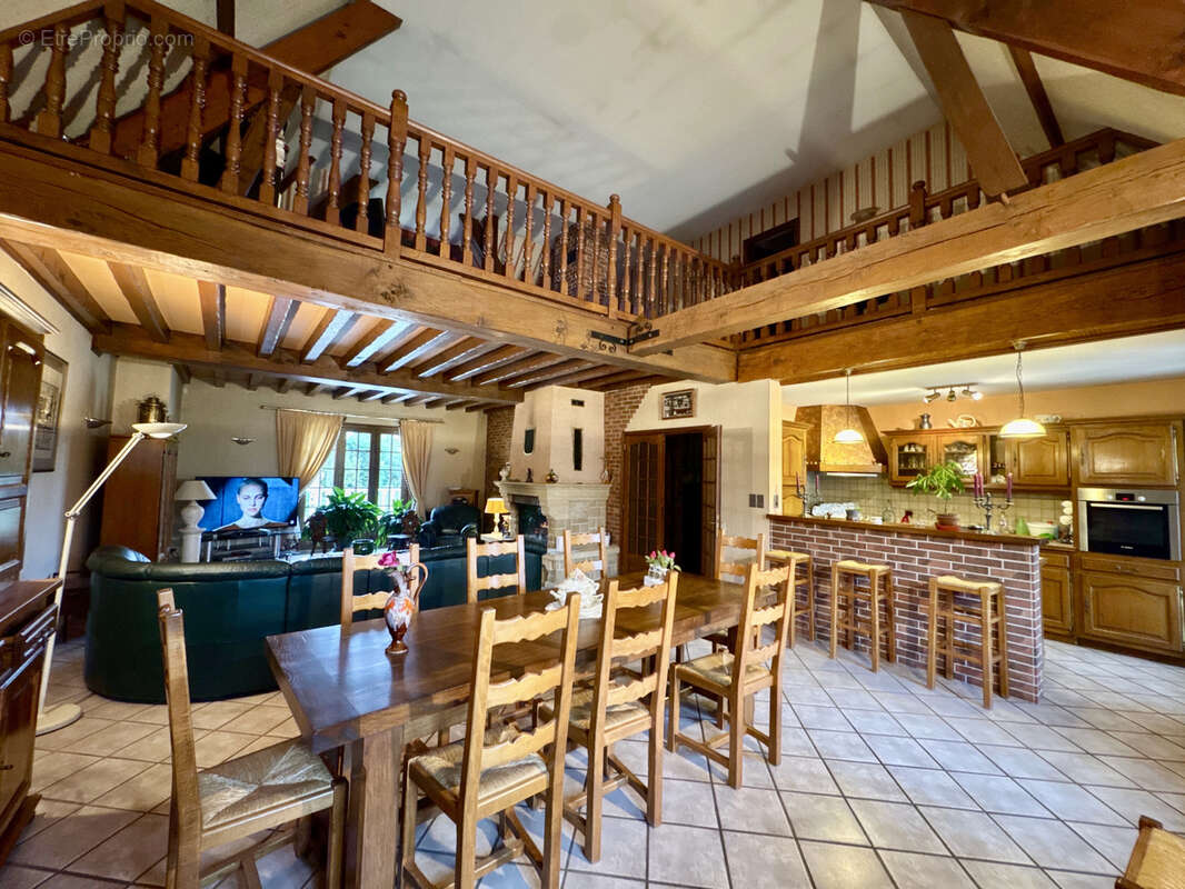 Maison à TOULON-SUR-ALLIER