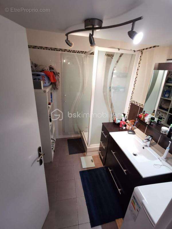 Appartement à CORBEIL-ESSONNES