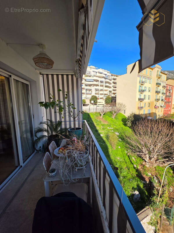 Appartement à BEAUSOLEIL