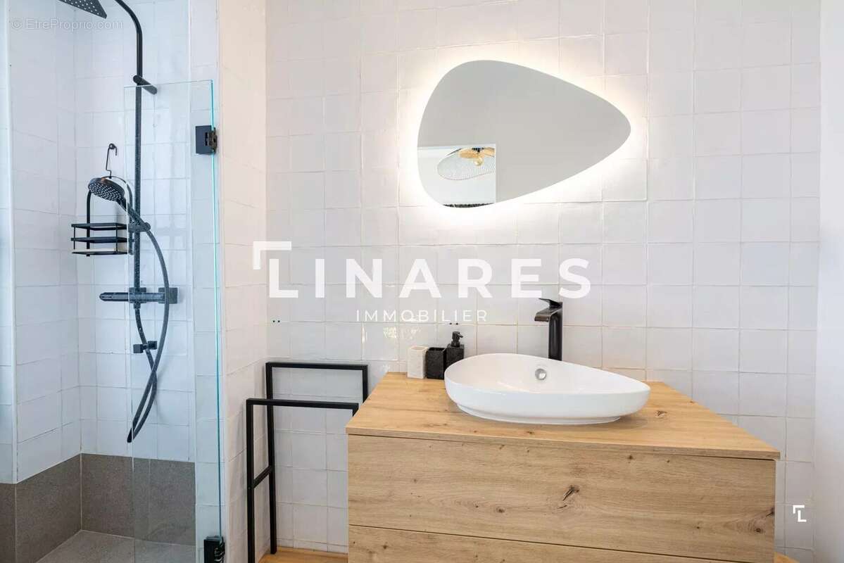 Appartement à MARSEILLE-16E