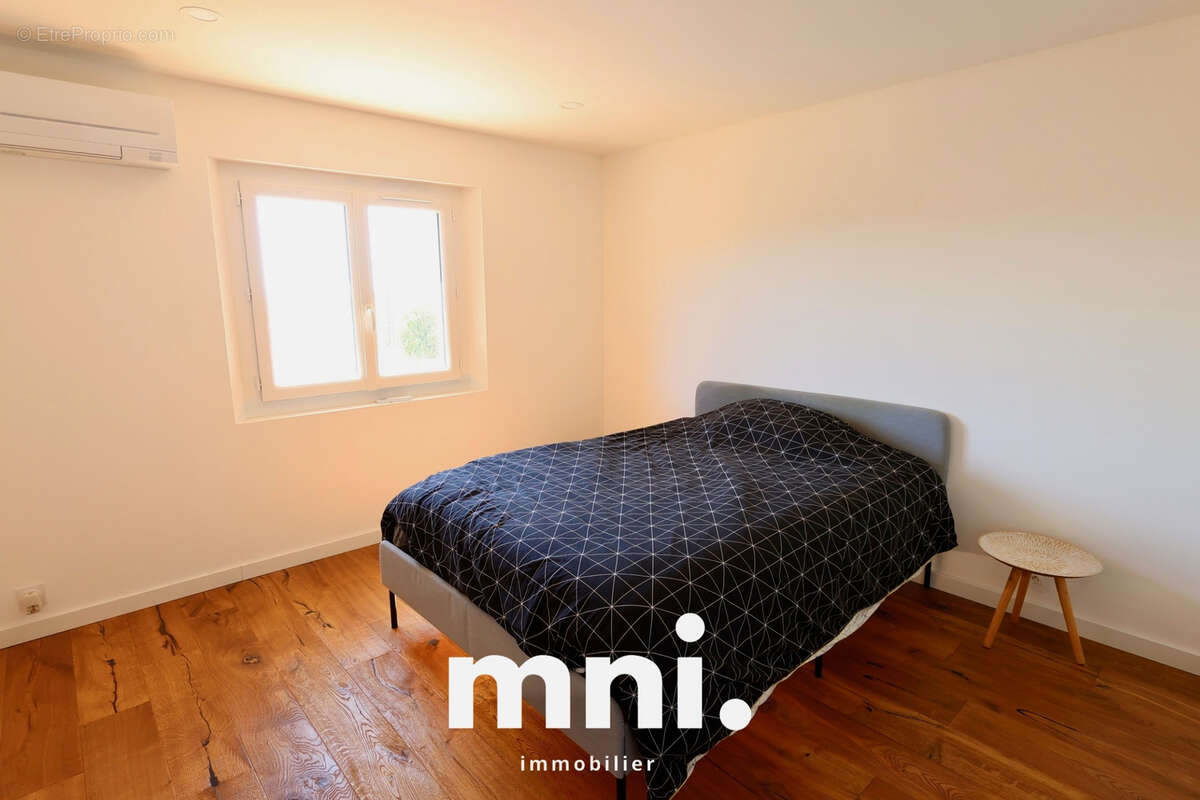 Maison à SIX-FOURS-LES-PLAGES