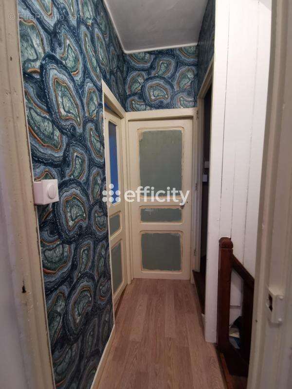 Maison à SAINT-SEVER-CALVADOS