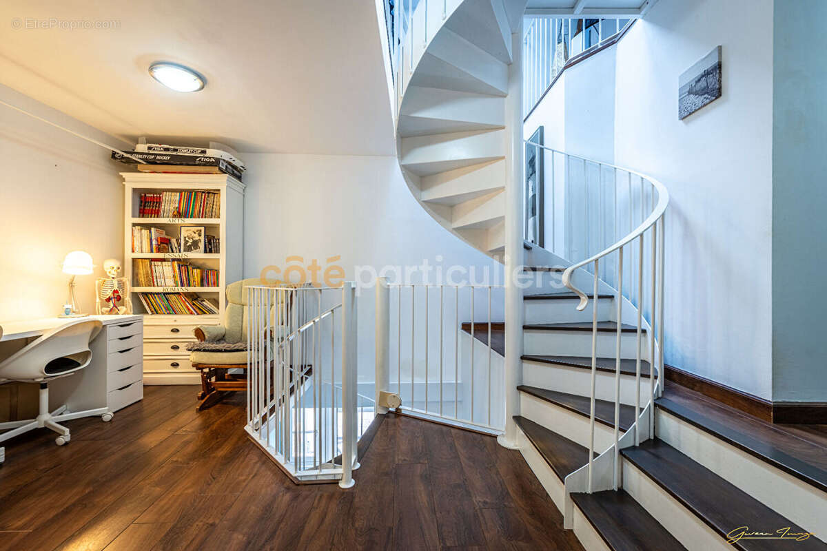 Maison à LA VILLE-ES-NONAIS