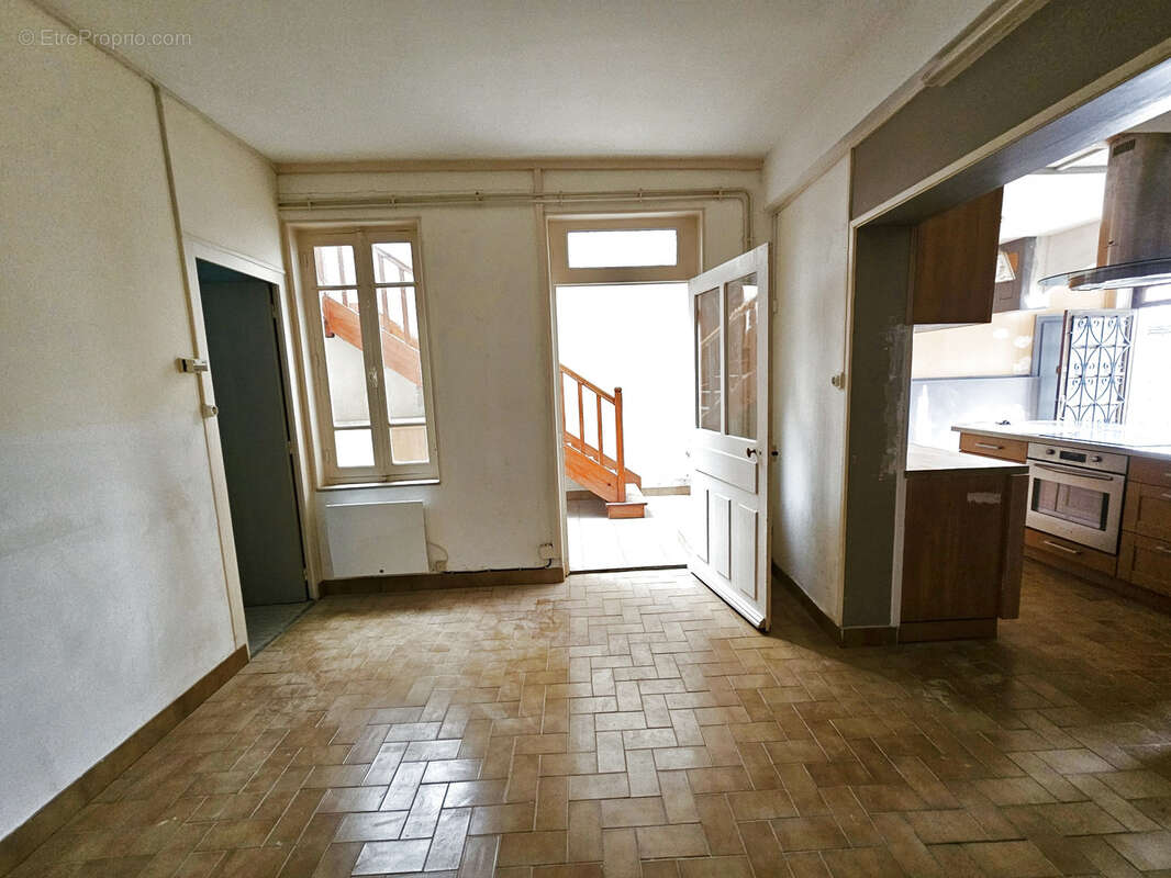 Maison à VERDUN-SUR-LE-DOUBS