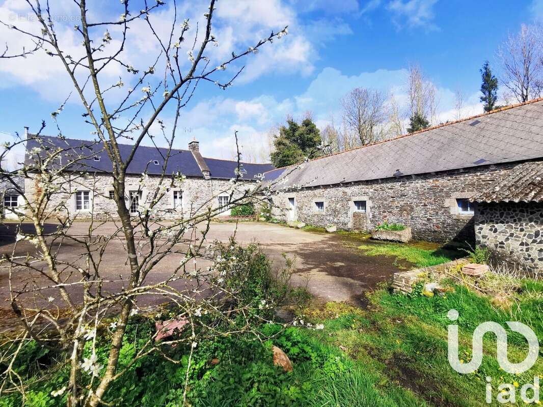 Photo 2 - Maison à LE HAUT-CORLAY