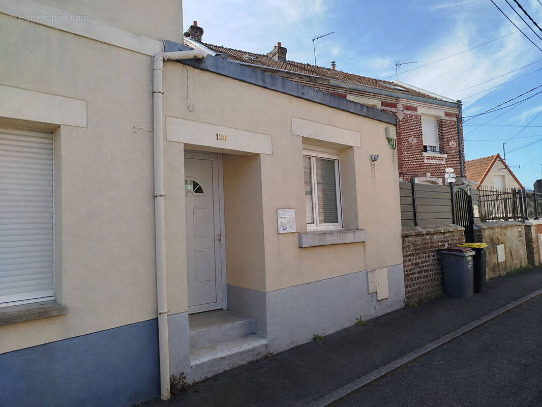 Maison à SAINT-QUENTIN